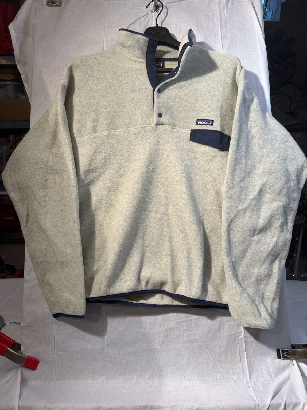 Patagonia Men’s Light Gray Fleece Half-Zip with Navy Trim Synchilla XL